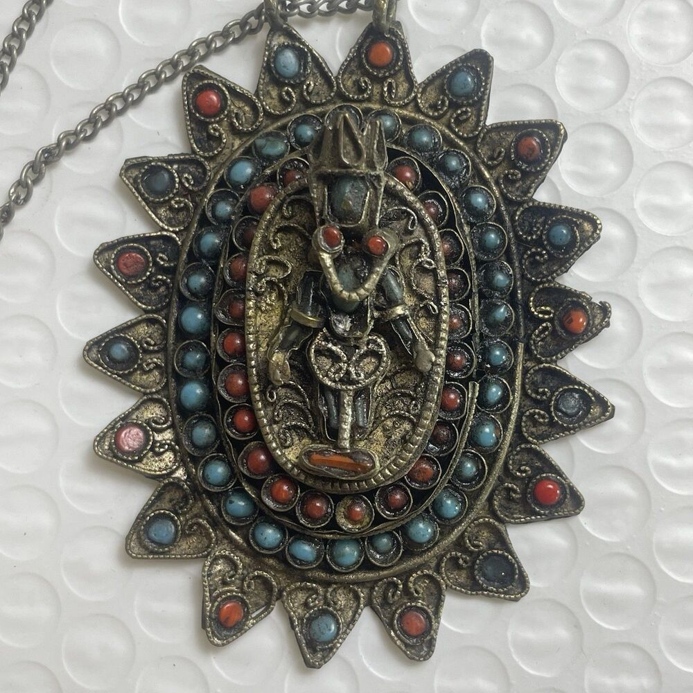 Tibet Nepal Antique Carved Jade Buddha on Case of Silver Amulet Kamea Pendant